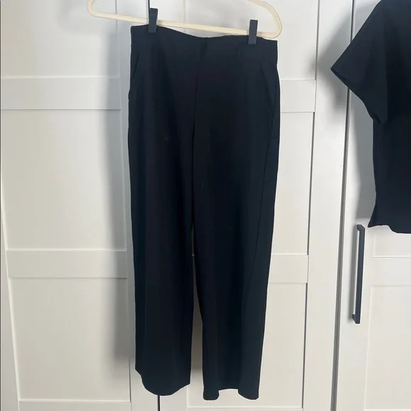 Max Studio Elegant Black Ensemble Set - Picture 2 of 5